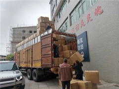星夜兼程，24小時，800公里，10萬份古田銀耳馳援上海！ ()
